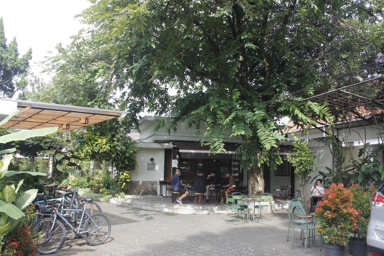 Hotel Bumi Asih Gedung Sate Bandung Esterno foto