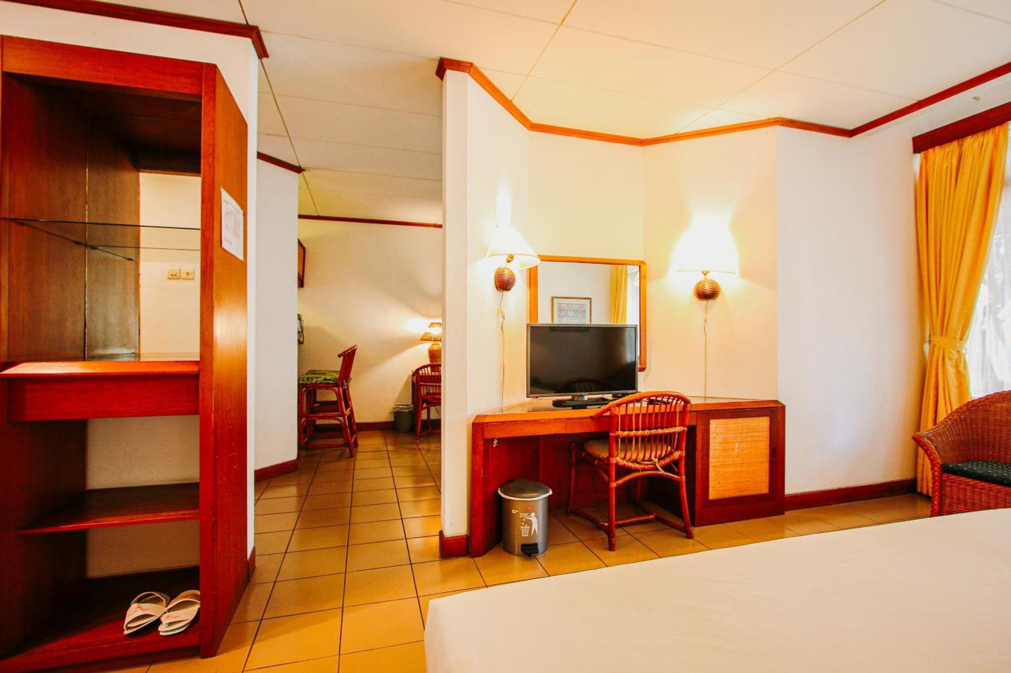 Hotel Bumi Asih Gedung Sate Bandung Esterno foto