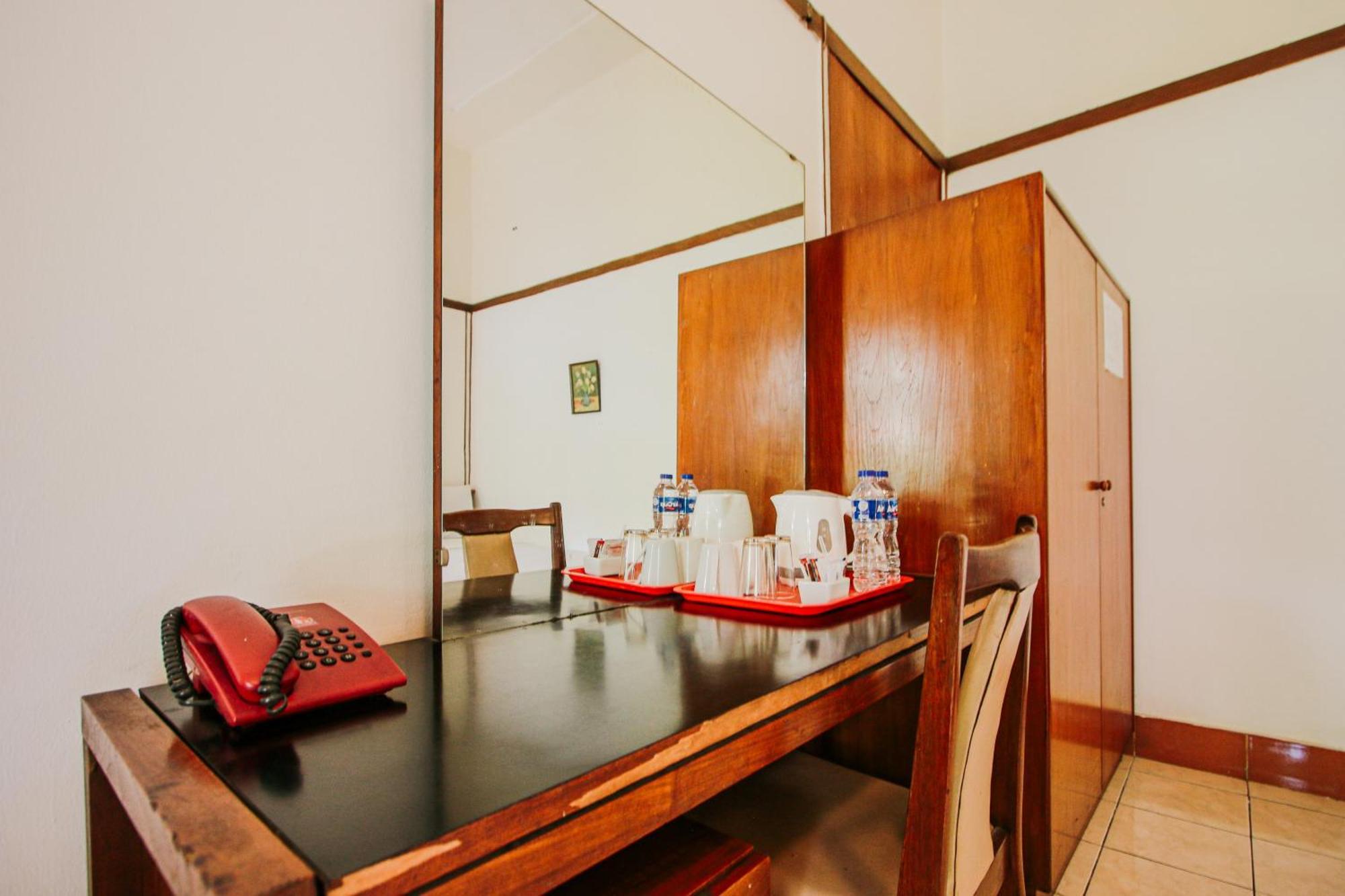 Hotel Bumi Asih Gedung Sate Bandung Esterno foto