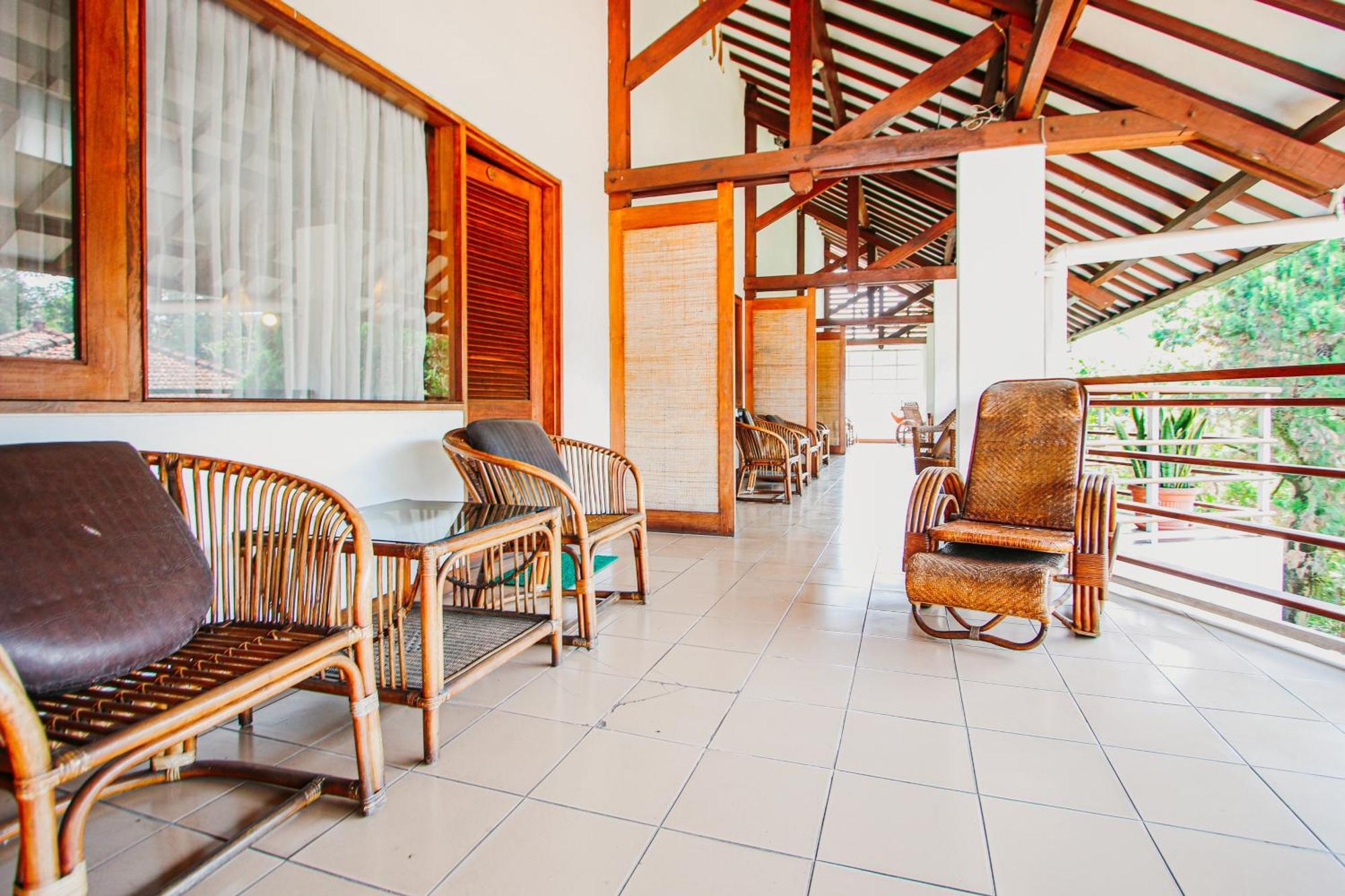 Hotel Bumi Asih Gedung Sate Bandung Esterno foto